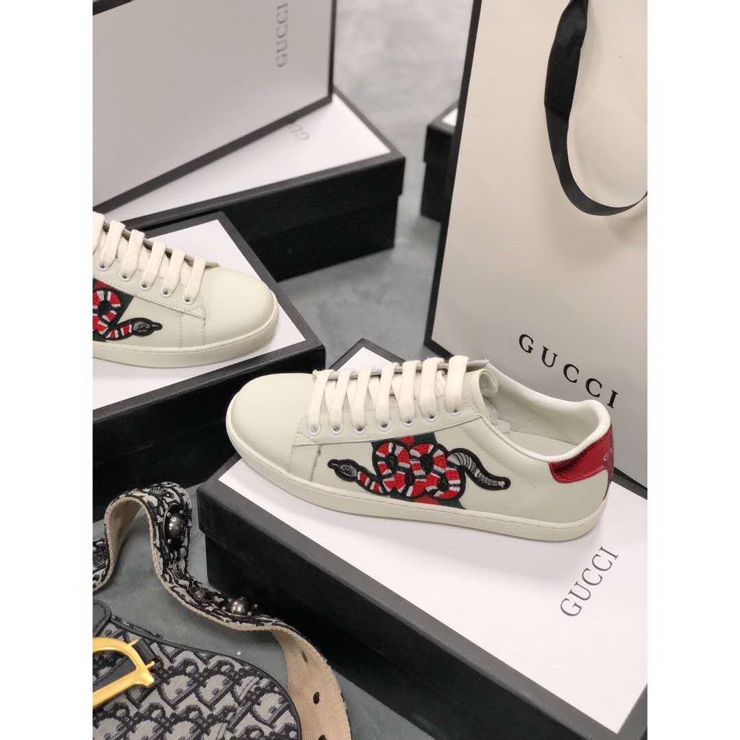 Gvc*1 Sneakers 022