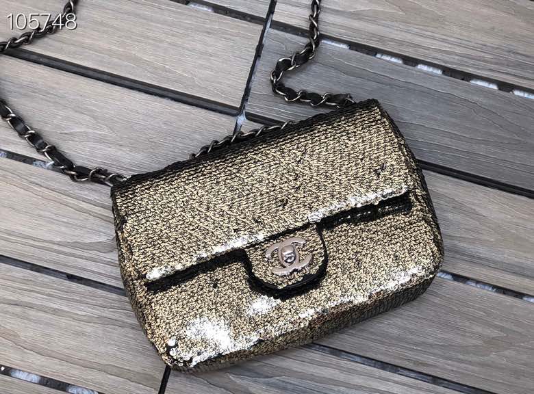 Ch**el Flap Bag A01688 20CM 002