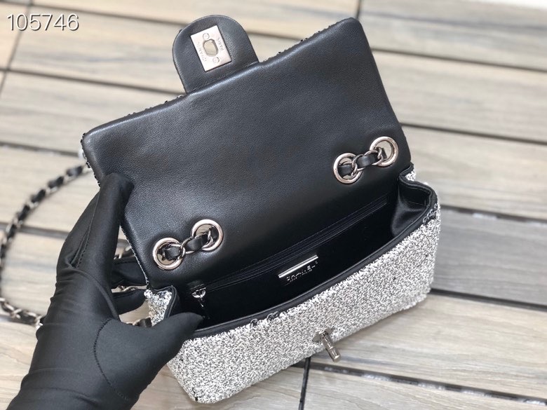 Ch**el Flap Bag A01688 20CM 003