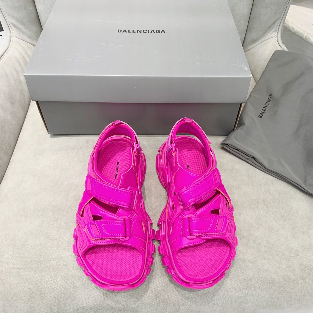 Ba1en*iaga Sandals 001