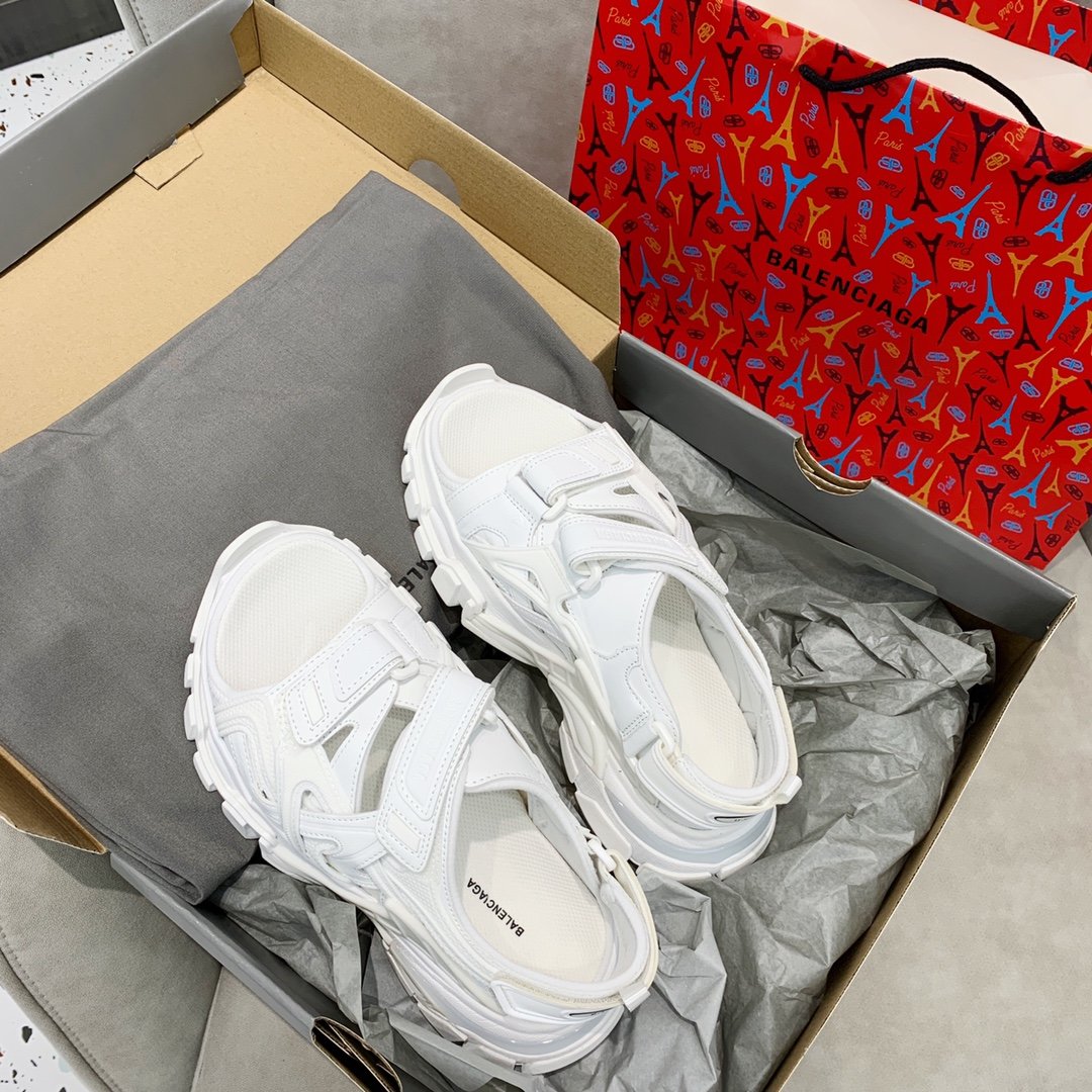 Ba1en*iaga Sandals 003