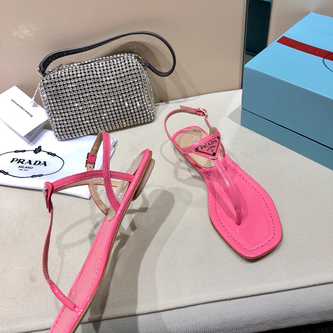 Pra*a Sandals 001