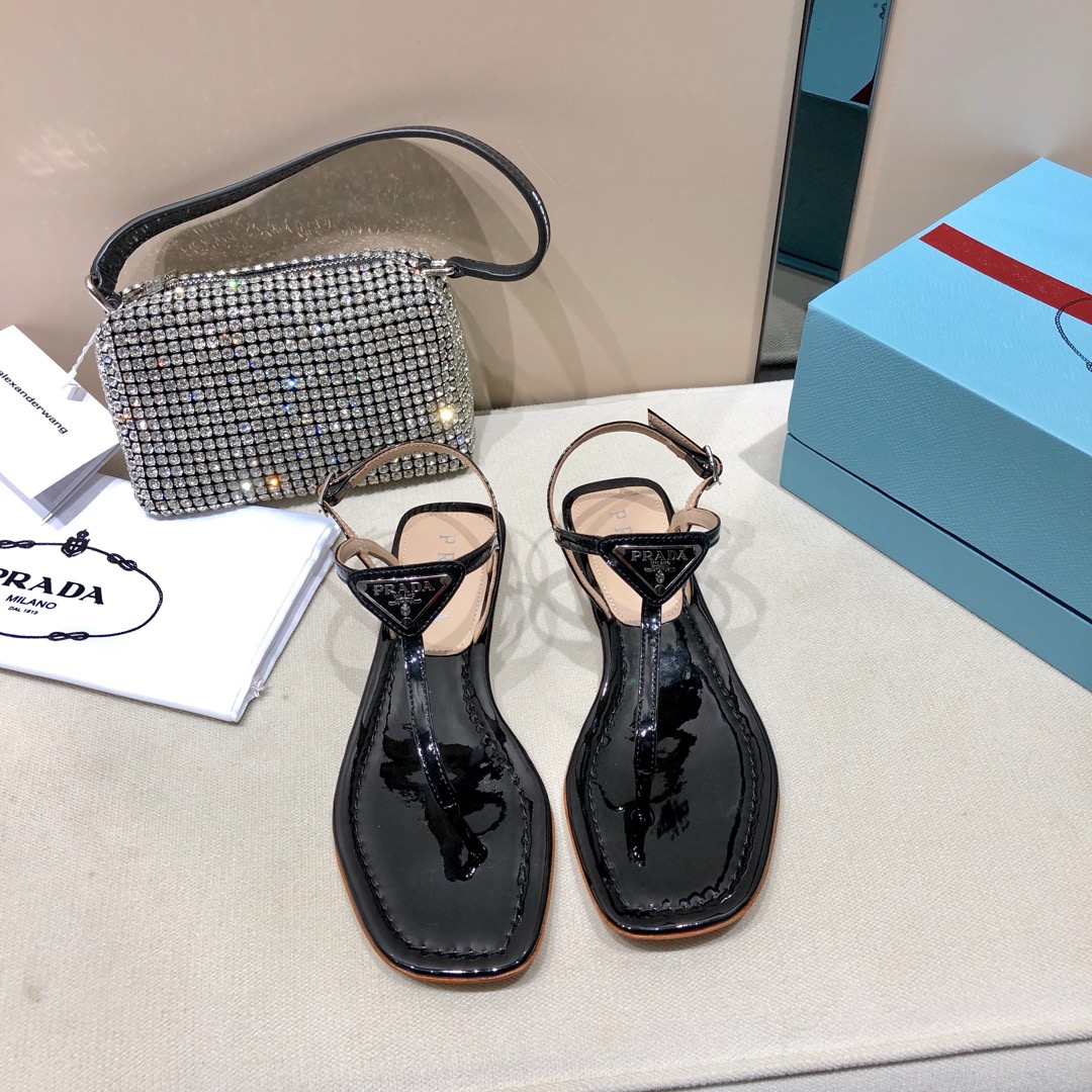 Pra*a Sandals 002