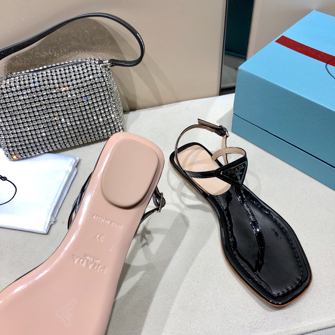 Pra*a Sandals 002