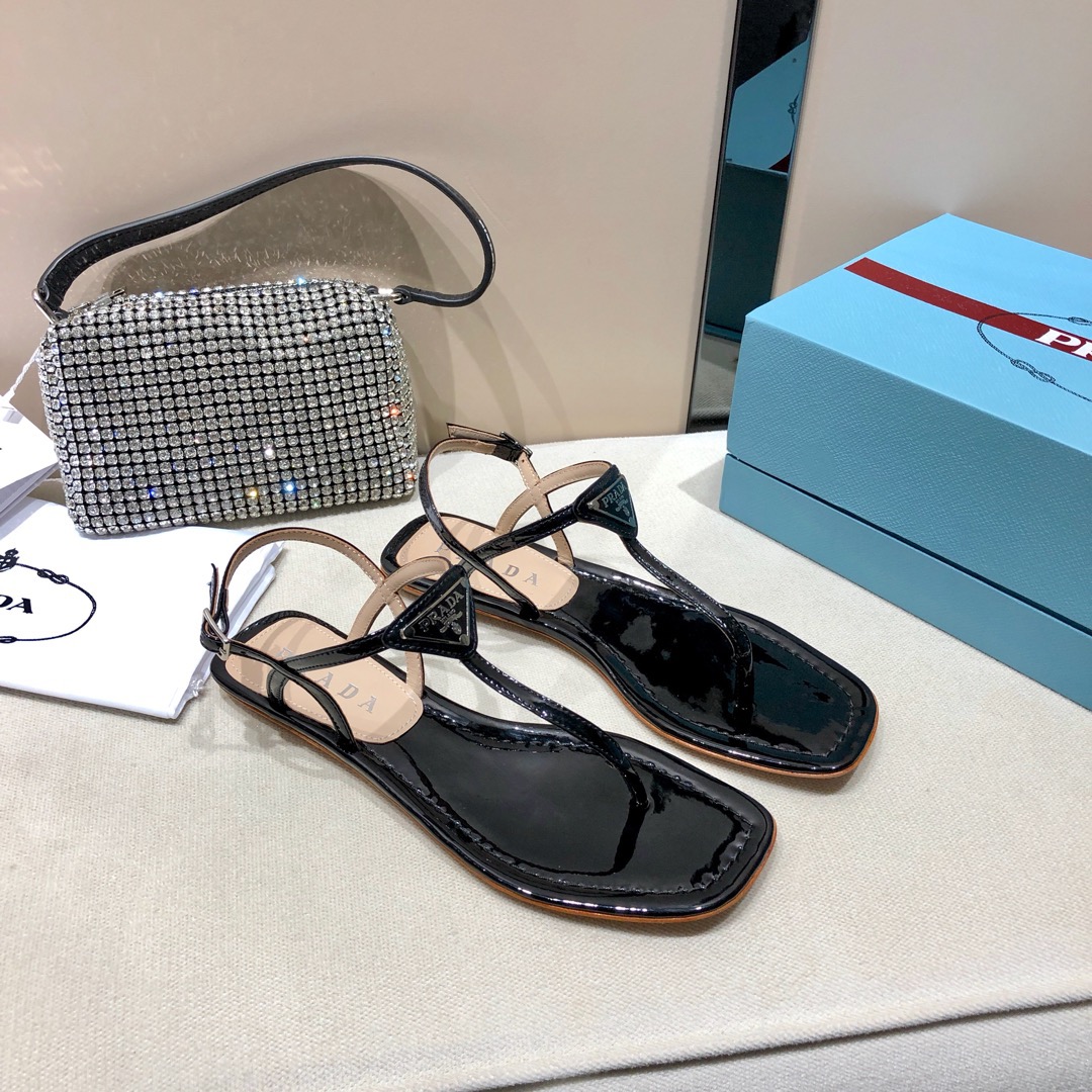 Pra*a Sandals 002