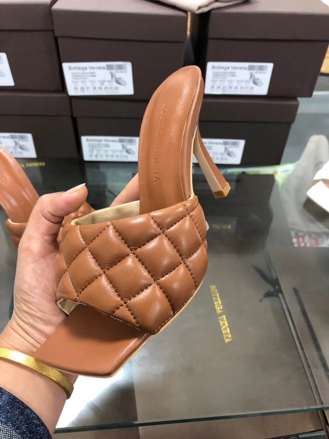 B0tt*ga Ven*ta Sandals 003
