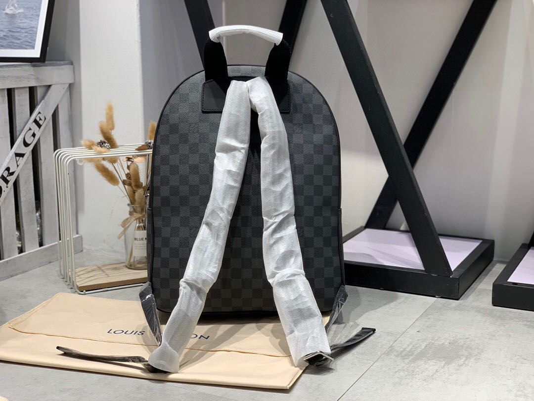 L0vis Vvtt0n Backpack 31CM