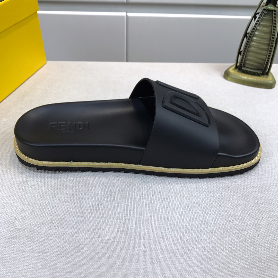 F**di Slipper