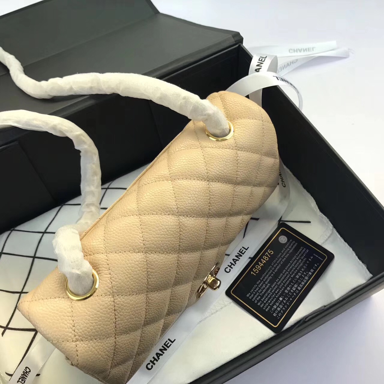 Ch**el Flap bag caviar 20cm