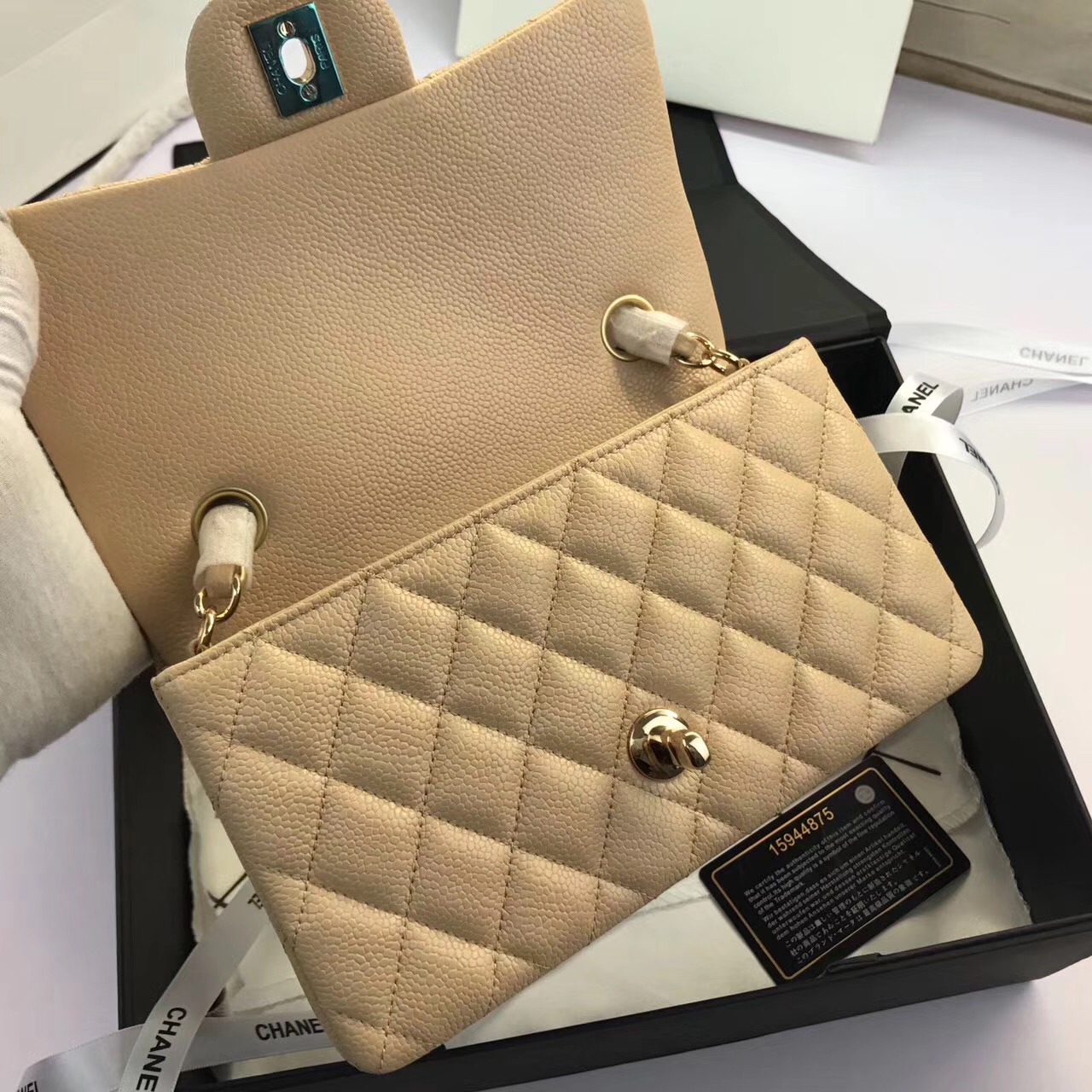 Ch**el Flap bag caviar 20cm