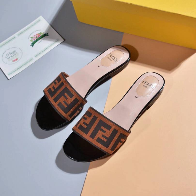 F**di Slipper 001