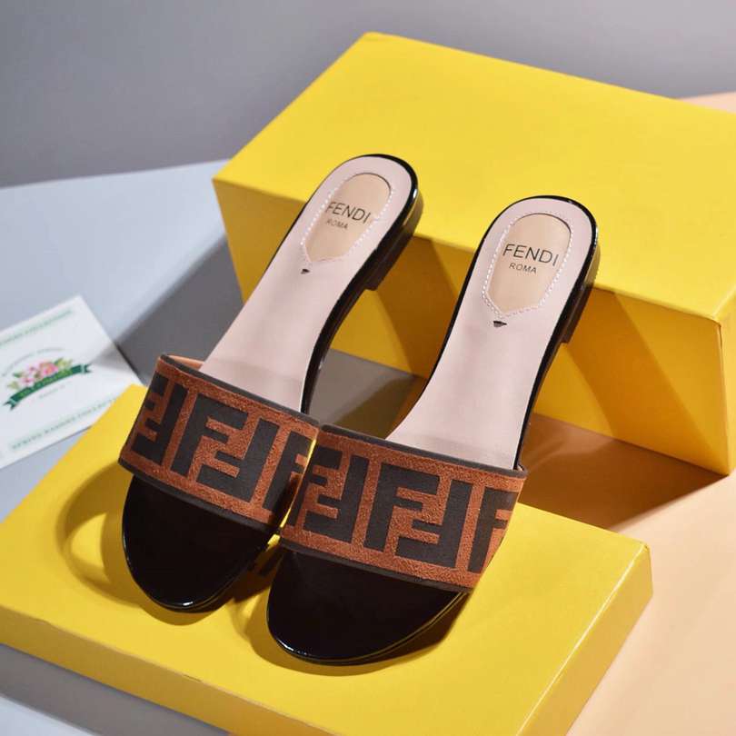 F**di Slipper 001