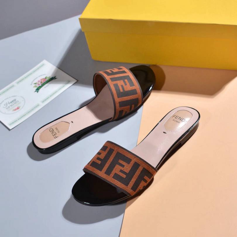 F**di Slipper 001