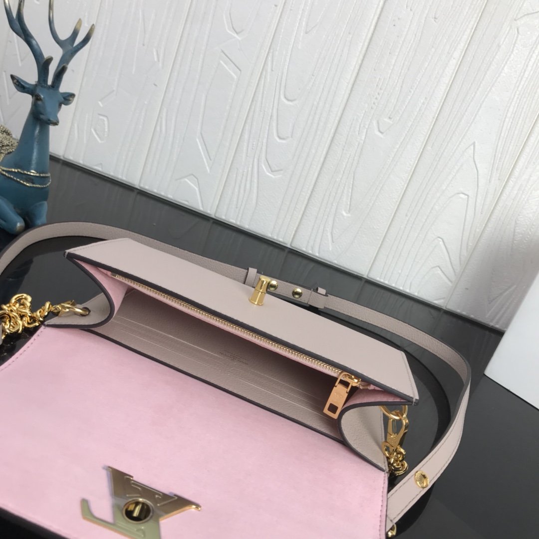 L0vis Vvtt0n Lockme Clutch Bag M56088