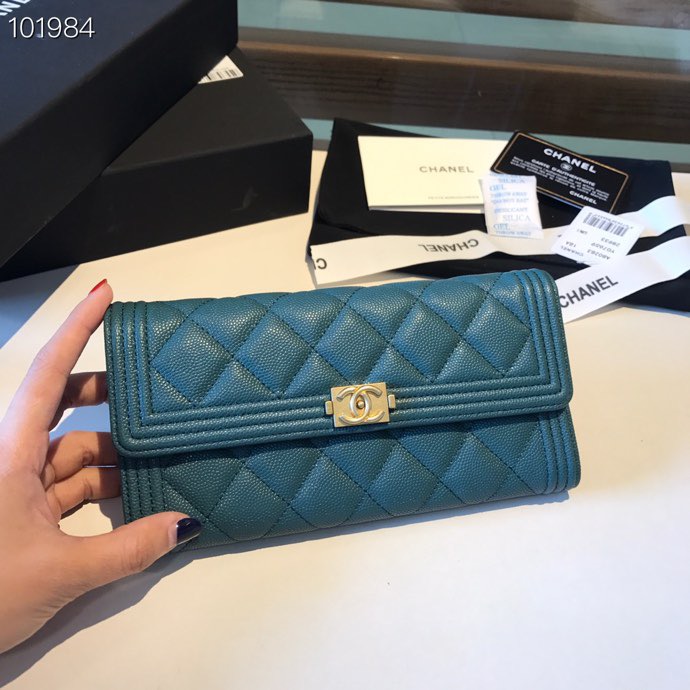 Ch**el LeBoy Wallet Caviar 19CM