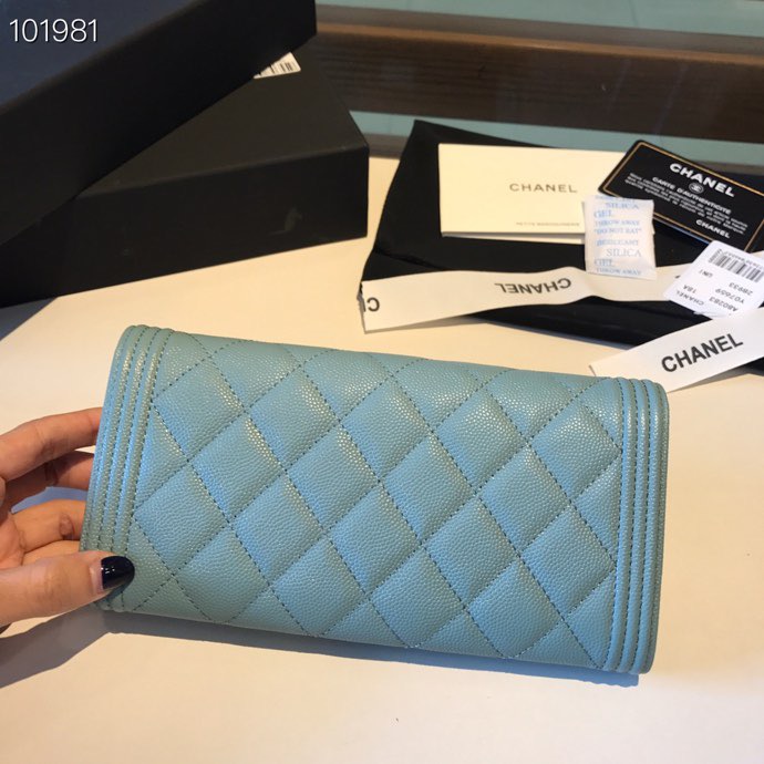 Ch**el LeBoy Wallet Caviar 19CM 003