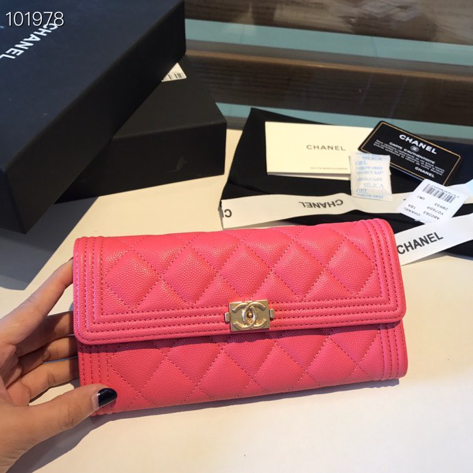 Ch**el LeBoy Wallet Caviar 19CM 006
