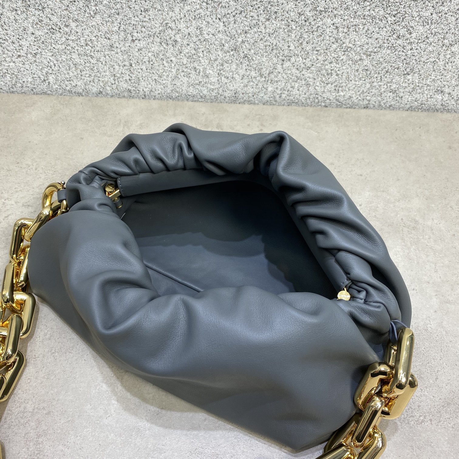 B0tt*ga Ven*ta The Chain Pouch 003