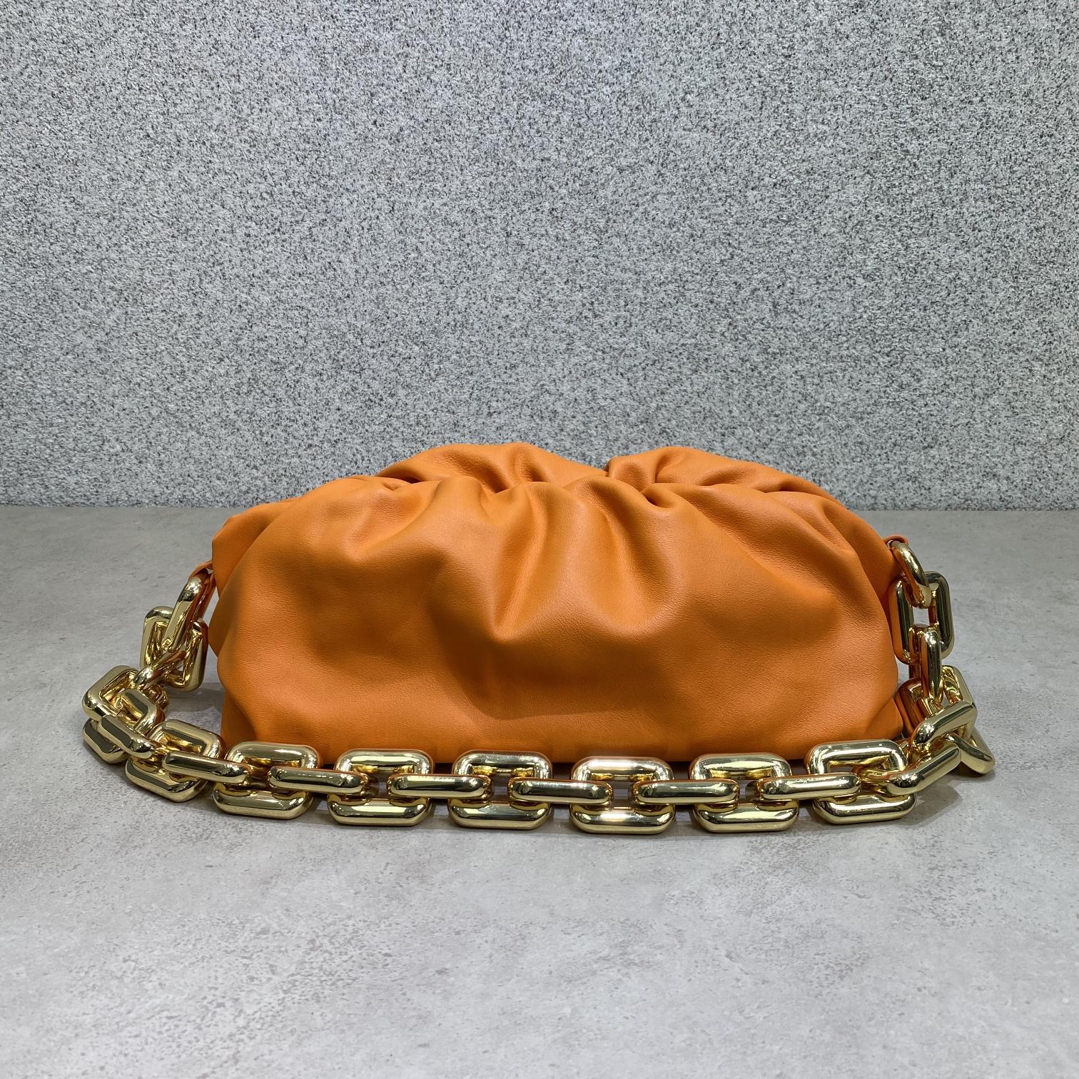 B0tt*ga Ven*ta The Chain Pouch 005
