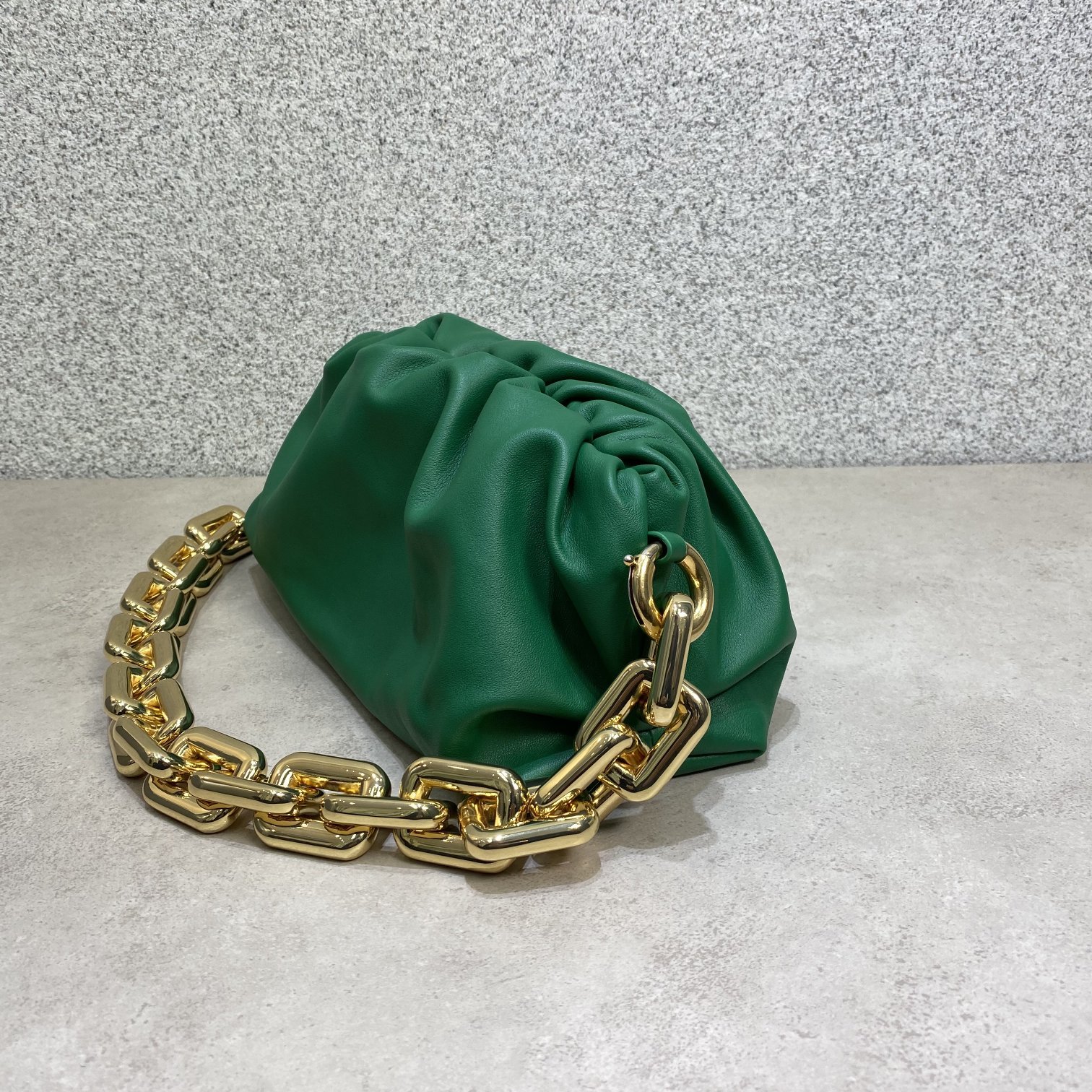 B0tt*ga Ven*ta The Chain Pouch 006