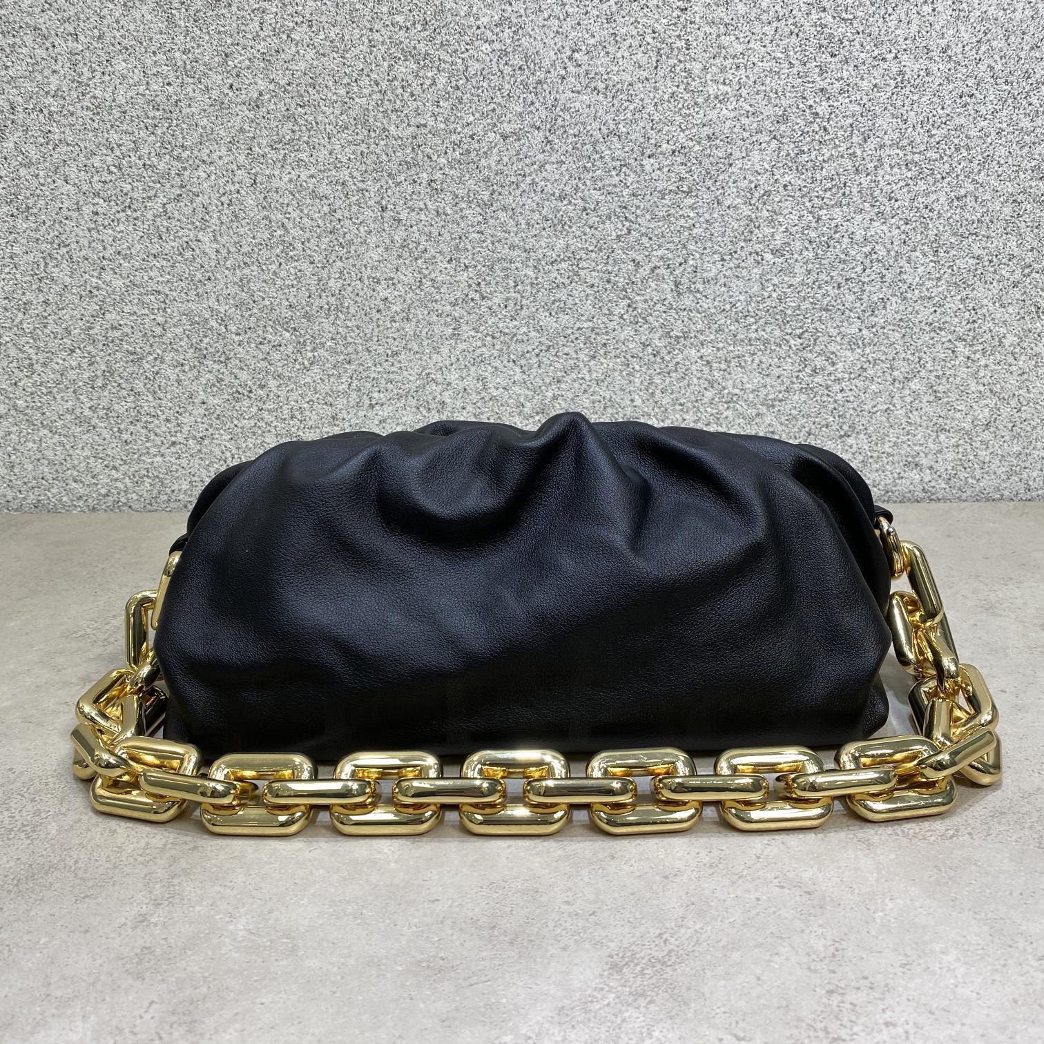 B0tt*ga Ven*ta The Chain Pouch 008