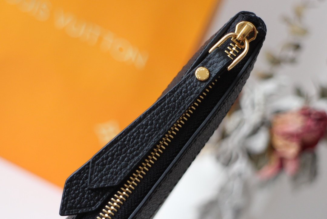 L0vis Vvtt0n Daily Pouch 003