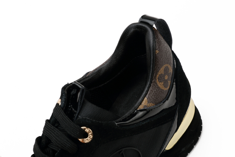 L0vis Vvtt0n run away trainer sneakers