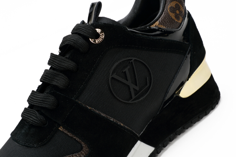 L0vis Vvtt0n run away trainer sneakers