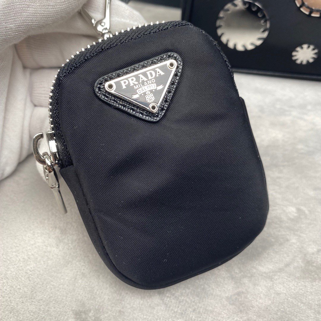 Pra*a 1BH204 Nylon Hobo Bag 22cm