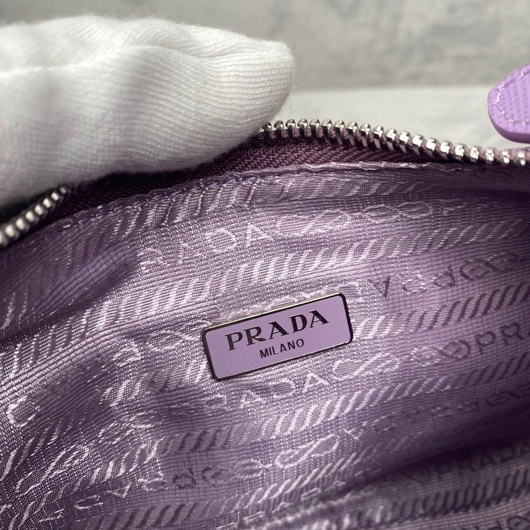 Pra*a 1BH204 Nylon Hobo Bag 22cm 001