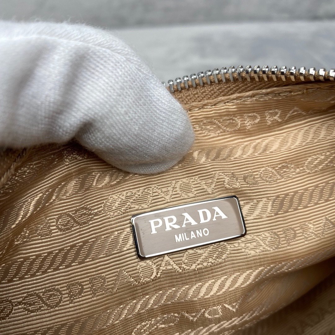 Pra*a 1BH204 Nylon Hobo Bag 22cm 003