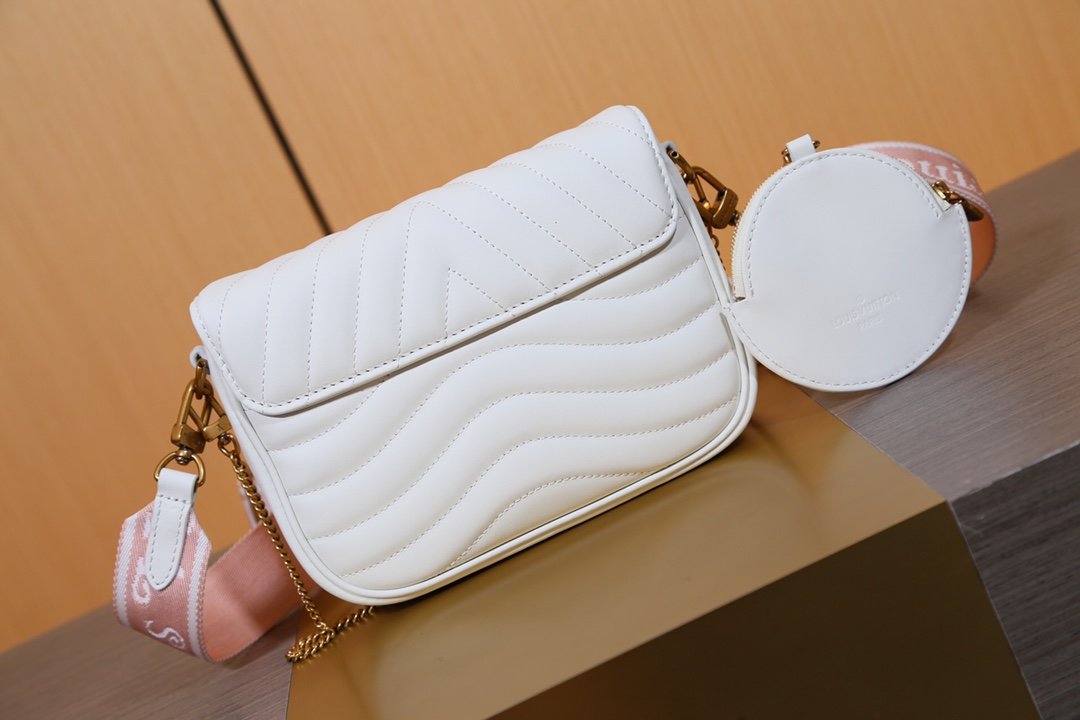 L0vis Vvtt0n Multi Pochette New Wave Bag White