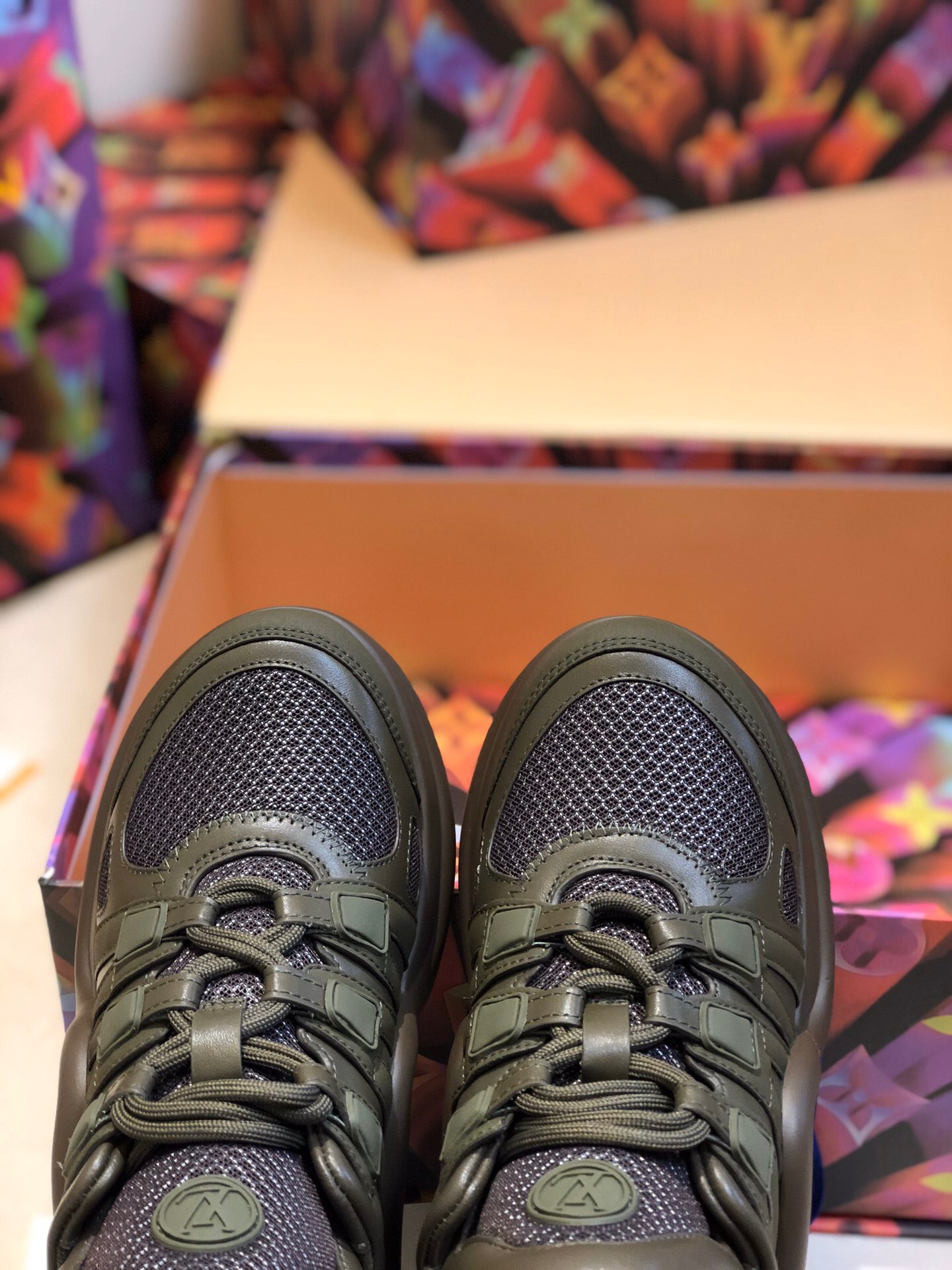 L0vis Vvtt0n shoes