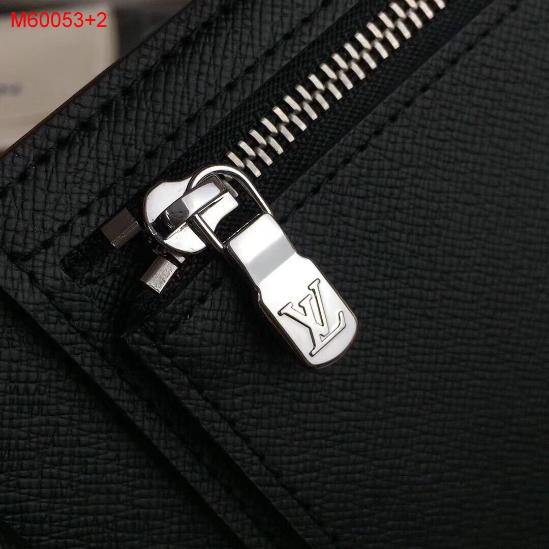 L0vis Vvtt0n M60053 Amerigo Wallet