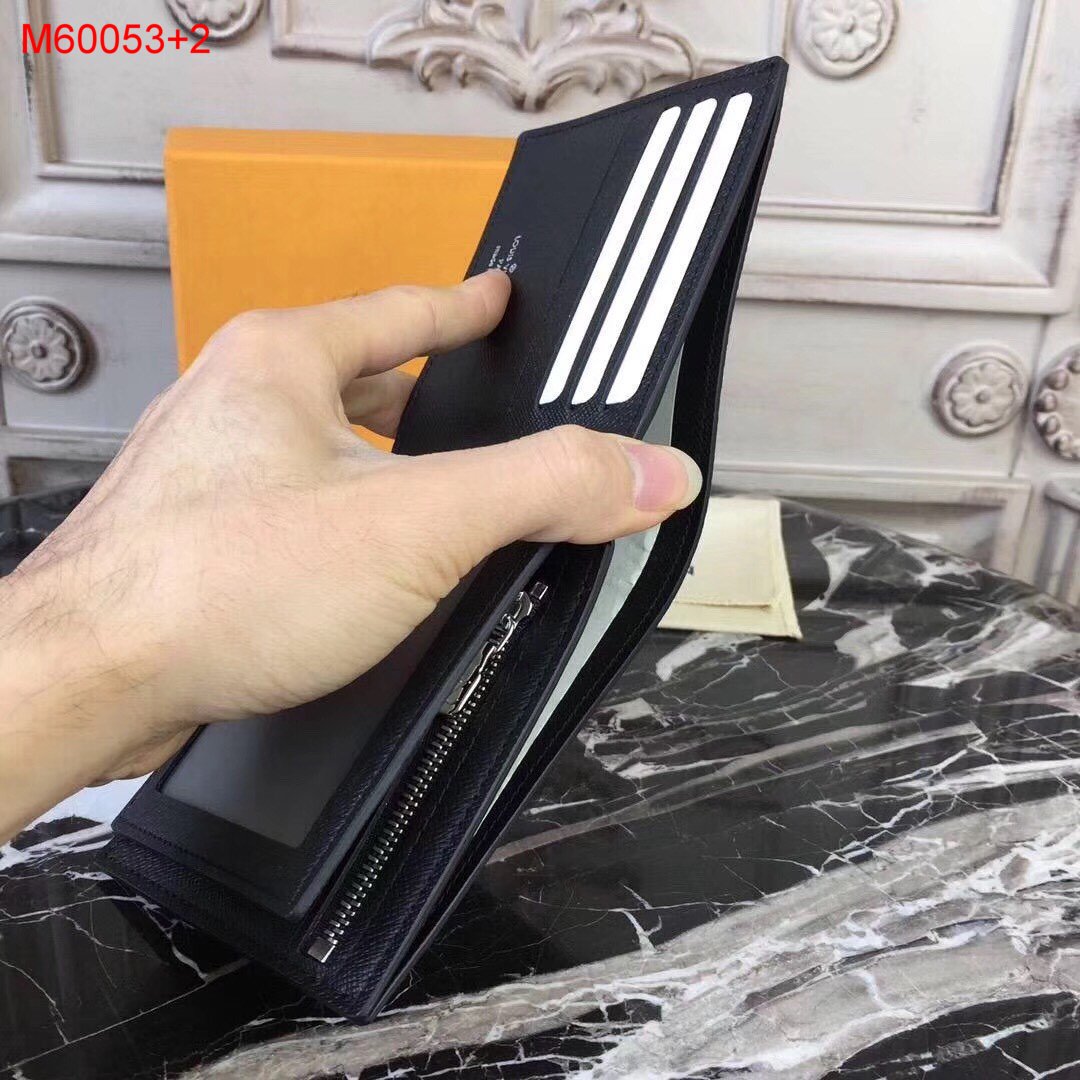 L0vis Vvtt0n M60053 Amerigo Wallet