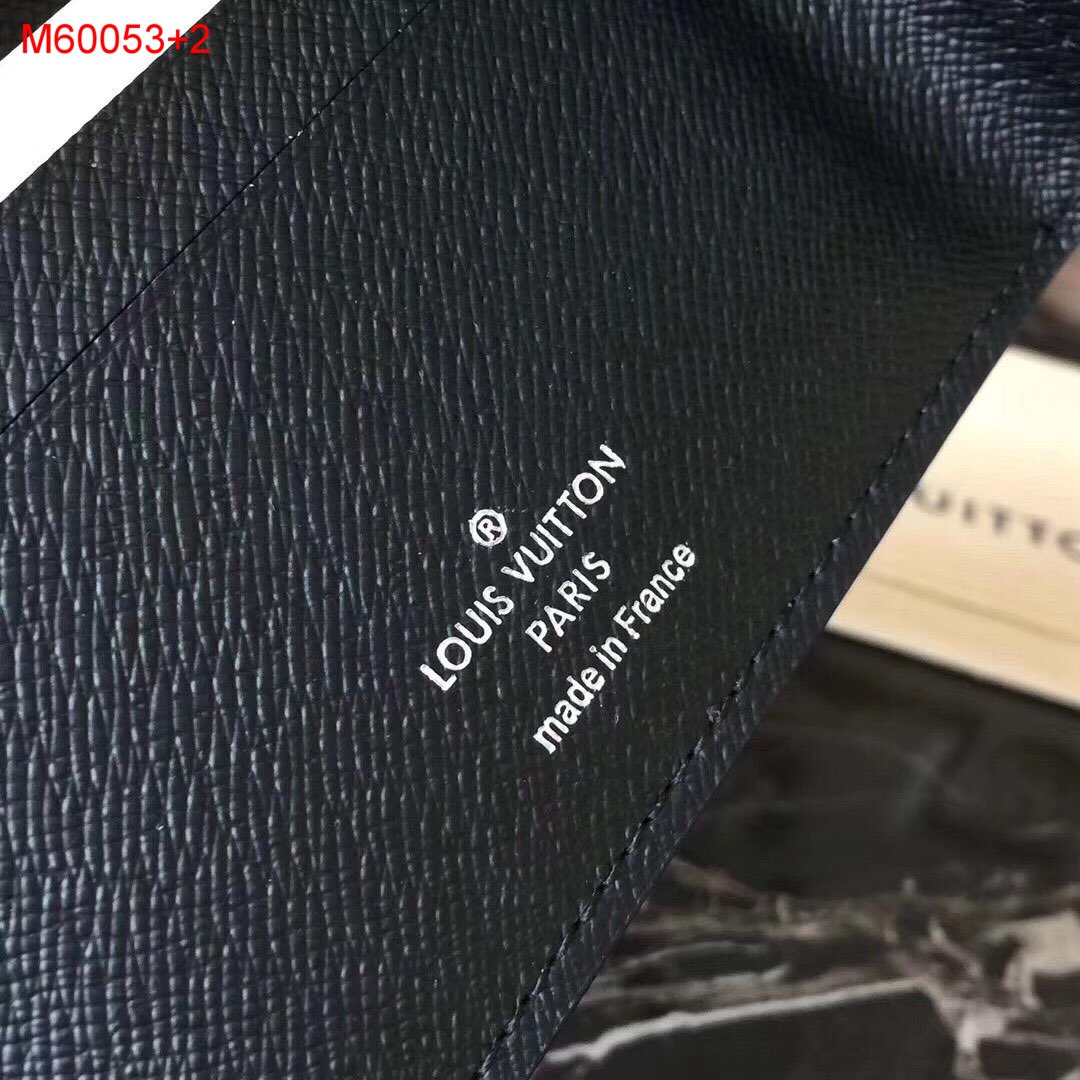 L0vis Vvtt0n M60053 Amerigo Wallet