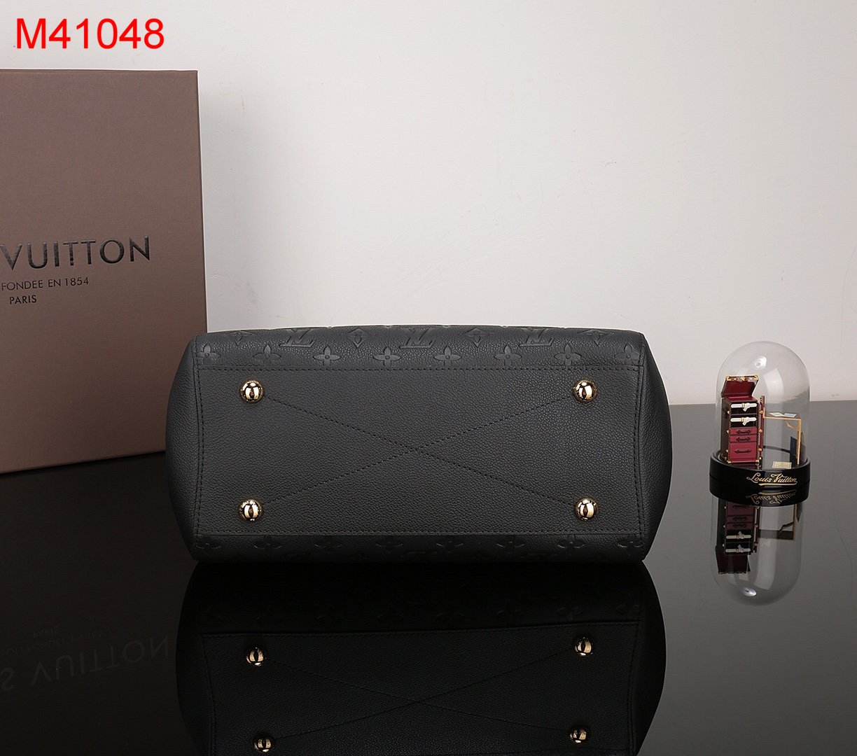 L0vis Vvtt0n Montaigne Medium Bag with Black M41046