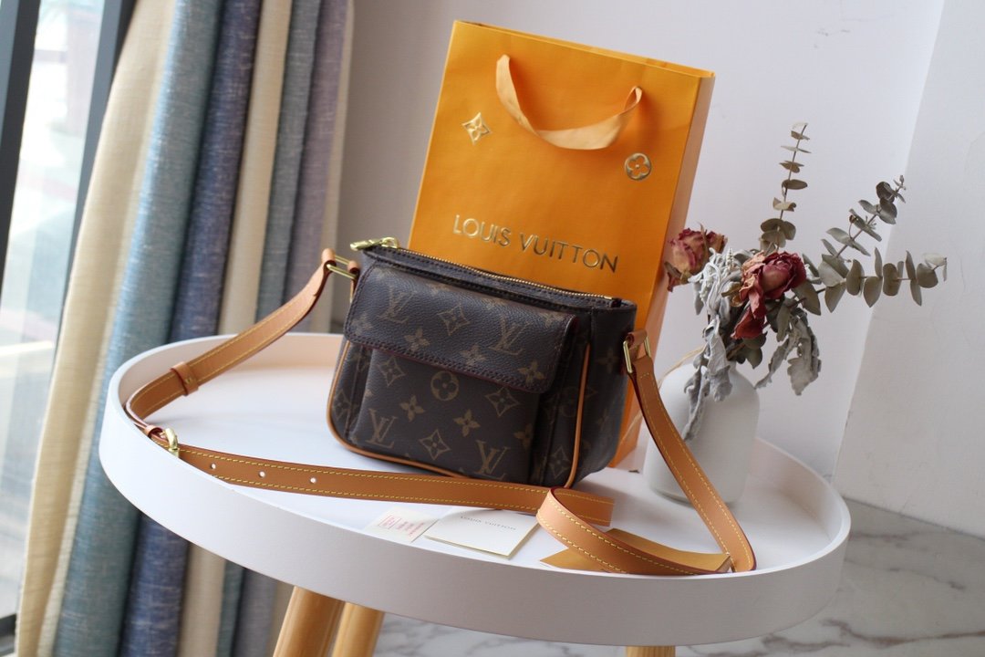 L0vis Vvtt0n Shoulderbag M51165
