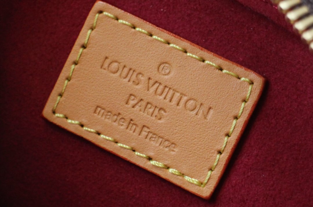 L0vis Vvtt0n Shoulderbag M51165