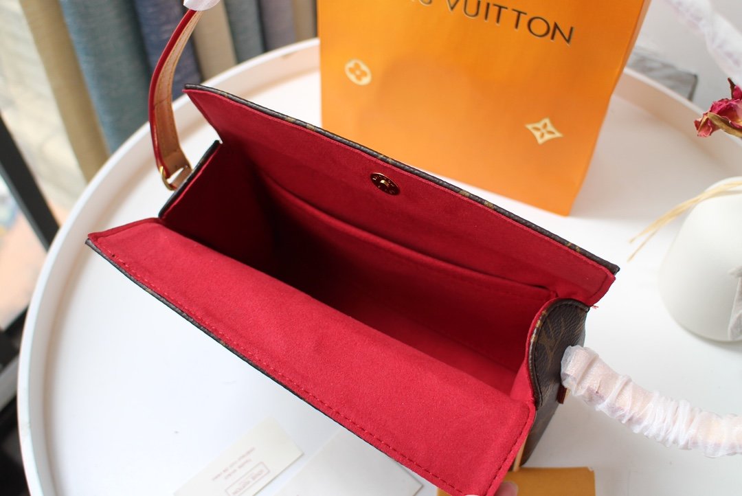 L0vis Vvtt0n Handbag M41966