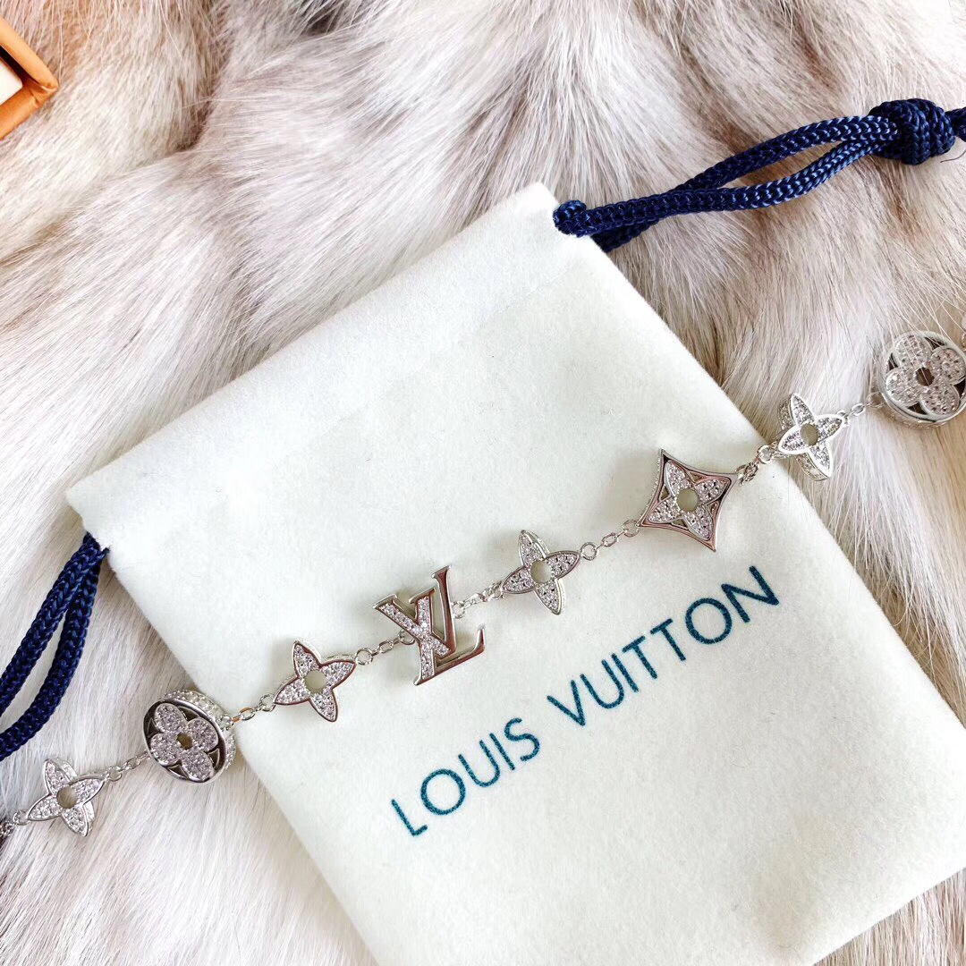 L0vis Vvtt0n Bracelet