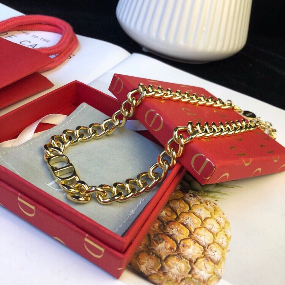 D10r Necklace