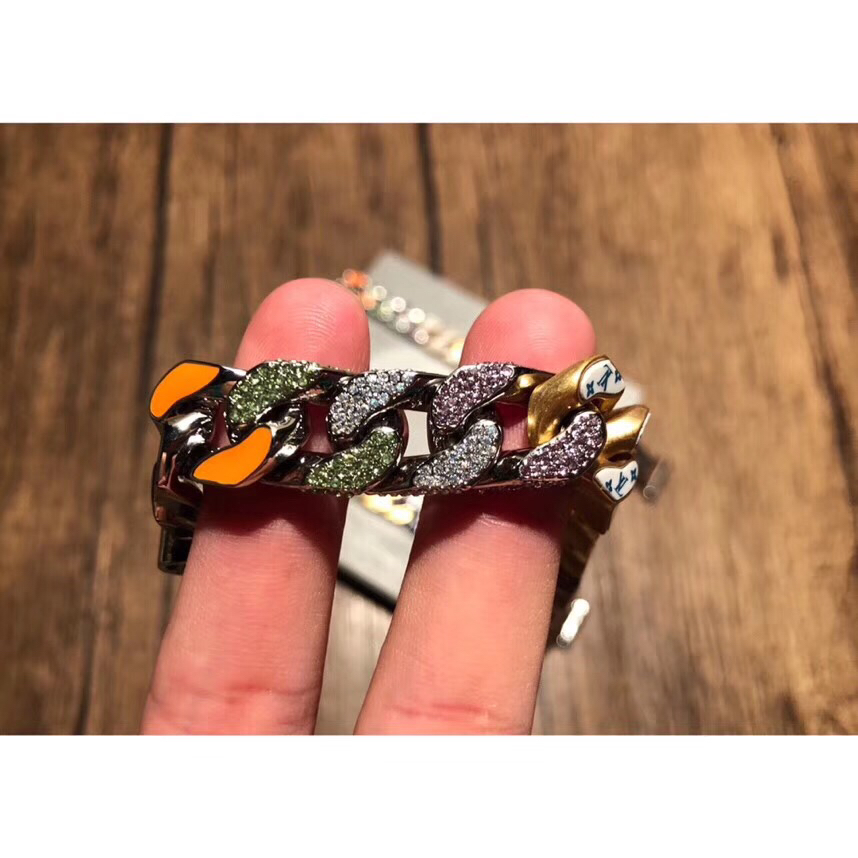 L0vis Vvtt0n Bracelet 001