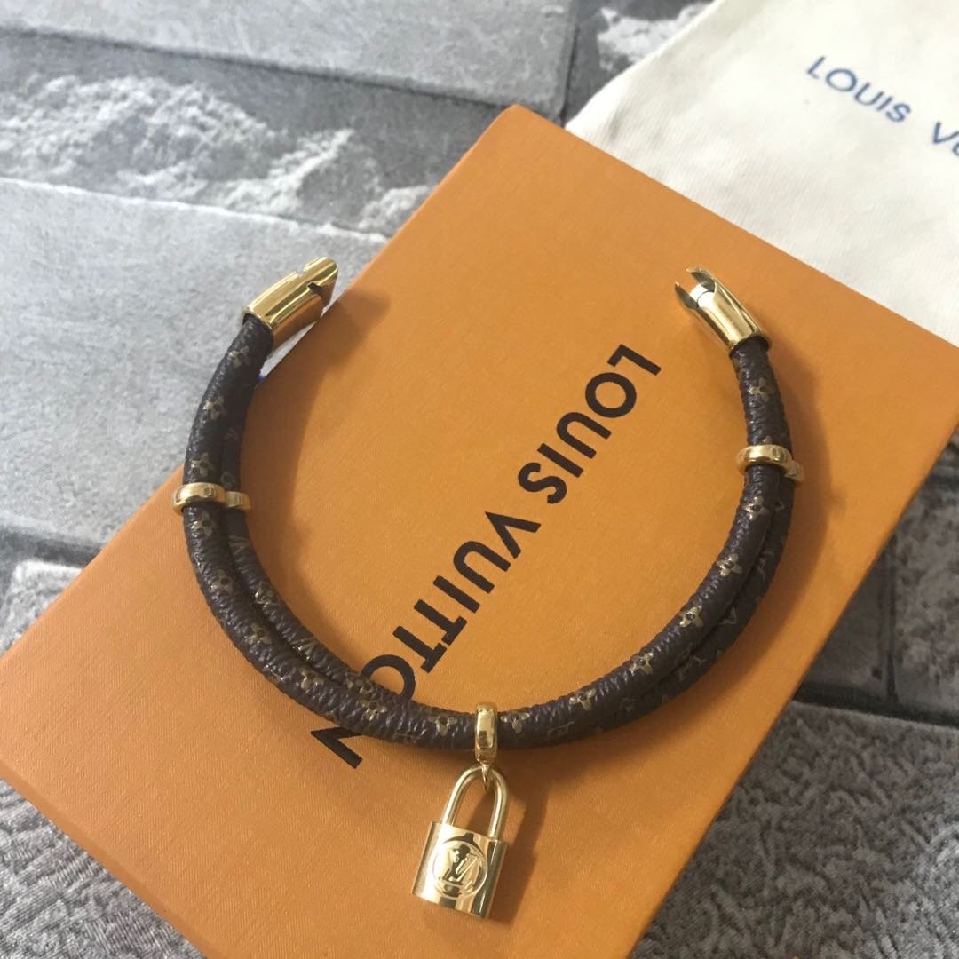 L0vis Vvtt0n Bracelet 002