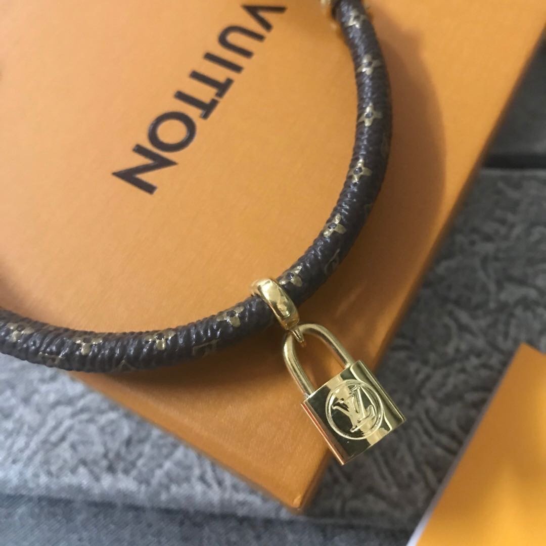L0vis Vvtt0n Bracelet 002
