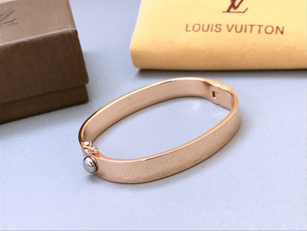 L0vis Vvtt0n Bracelet 003