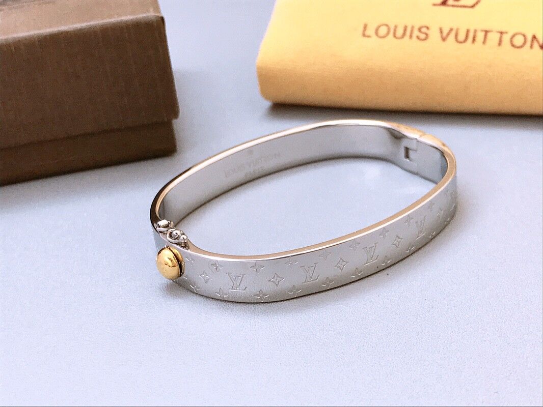 L0vis Vvtt0n Bracelet 003