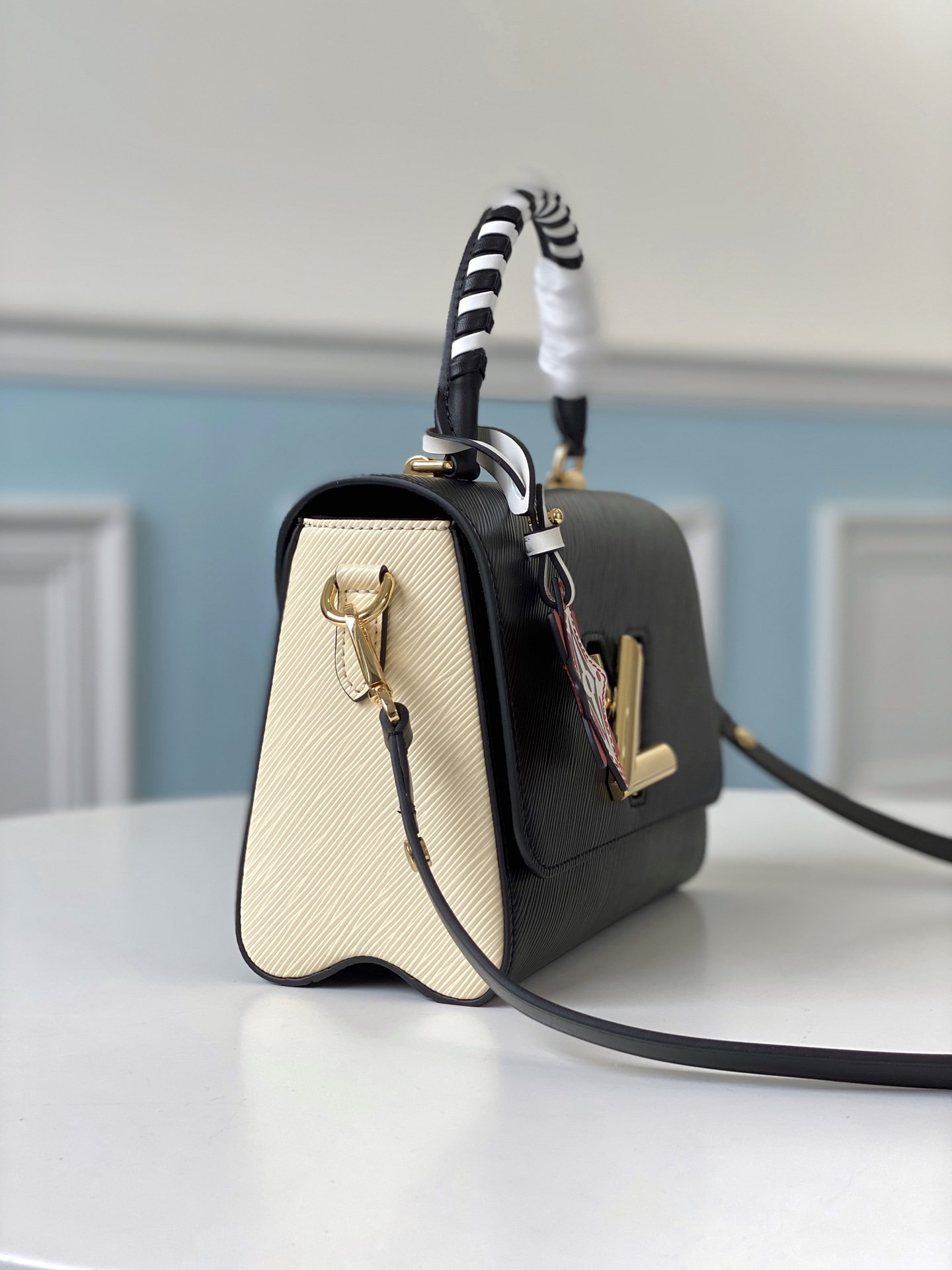 LV M56780 CRAFTY TWIST
