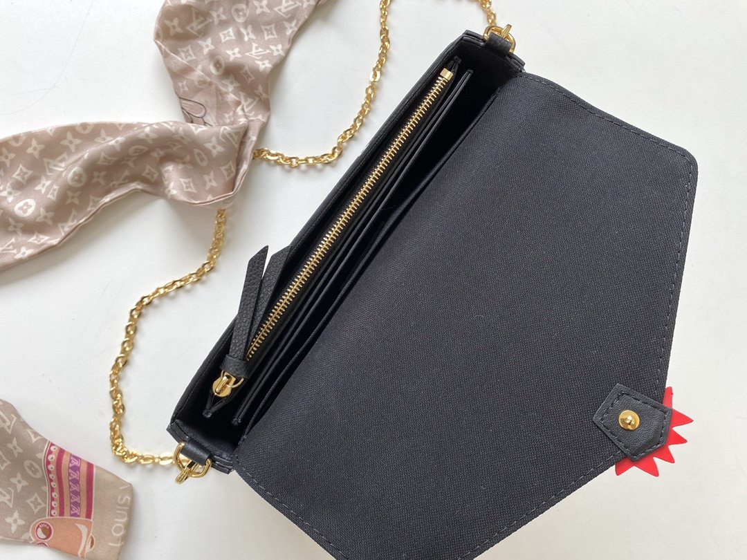 LV CRAFTY FÉLICIE POCHETTE M69515