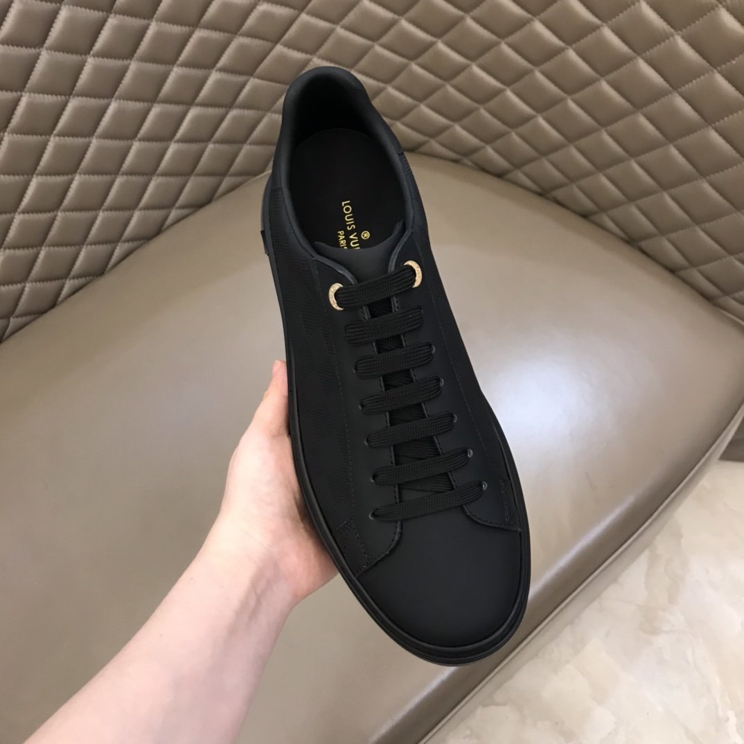 L0vis Vvtt0n sneakers 015